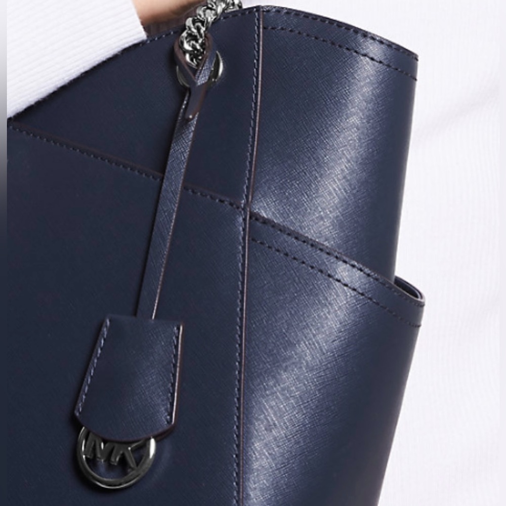 NWT | Michael Kors Jet Set Large Saffiano Leather Tote – Navy - Picture 6 of 8